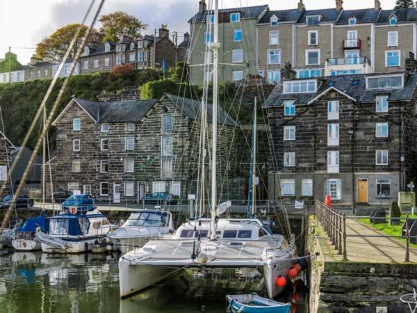 The Captain'S Penthouse Porthmadog Luaran gambar
